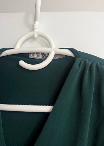 V Yaka Drapeli Uzun Kollu Yeşil Bluz - Görsel 4