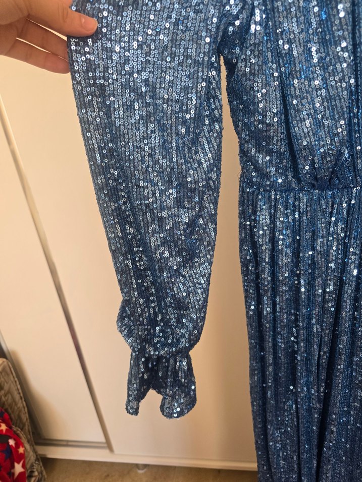 Mavi Parlak tesettür abiye pullu Uzun elbise - Görsel 4