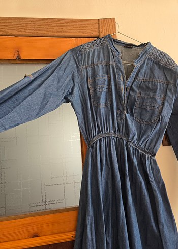 Nakışlı Düğmeli Uzun Lacivert Kot Elbise - Görsel 5