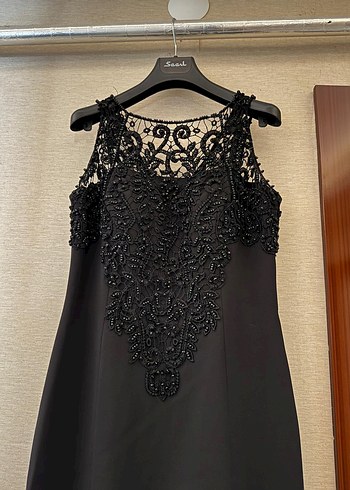 Dantel Detaylı Siyah Uzun Abiye Elbise - Görsel 2