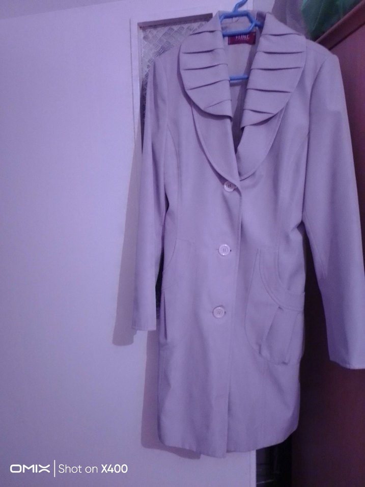 Krem renkli Uzun Kadın Kaban - Görsel 3