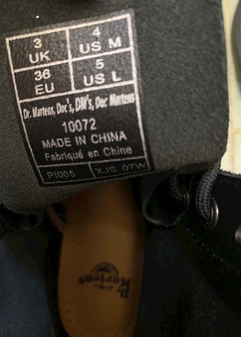 36 Beden siyah Renk Dr. Airwair martens