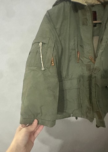 Erkek Çocuk Haki Kamuflaj Düğmeli Mont - Görsel 3