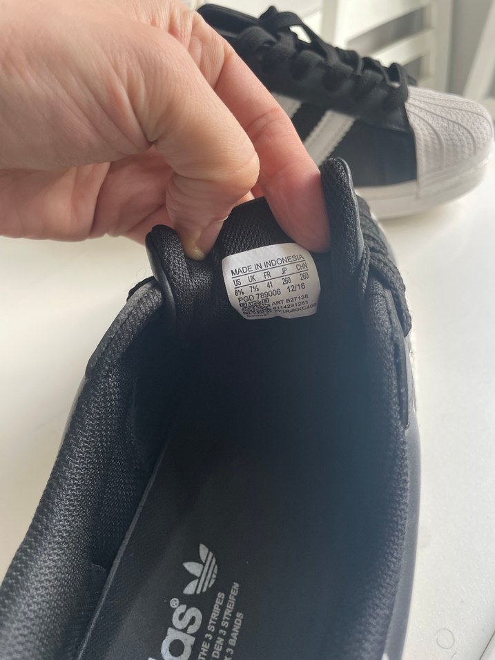 Siyah Beyaz Adidas Superstar Sneakers - Görsel 3