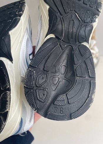 Beyaz Gri New Balance Spor Ayakkabı - Görsel 3