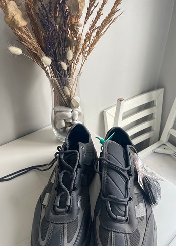 Gri Bağcıklı Sokak Stili Kadın Spor Ayakkabı - Görsel 2