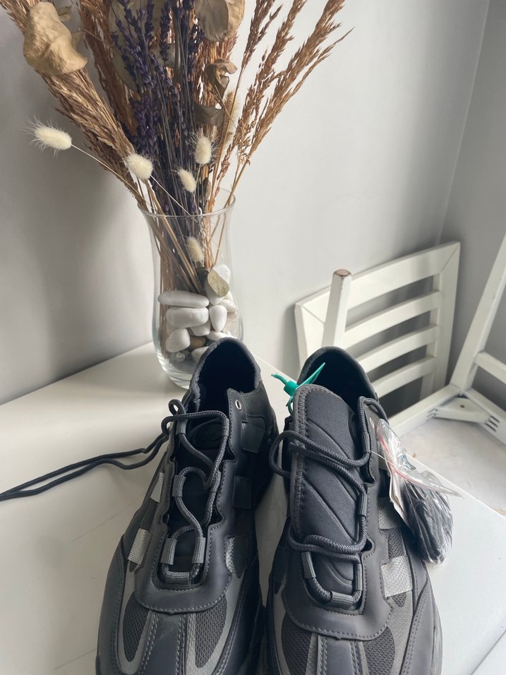 Gri Bağcıklı Sokak Stili Kadın Spor Ayakkabı - Görsel 2