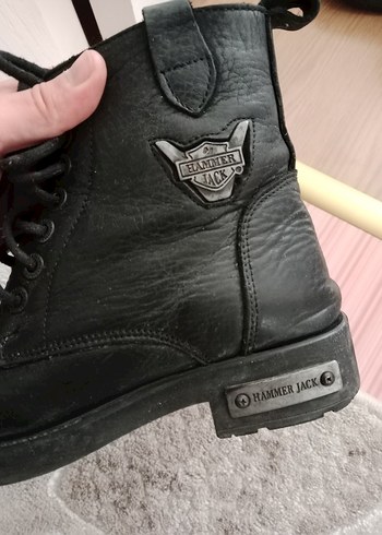 38 Beden siyah Renk Siyah Deri Punk Tarzı Tokali Bot