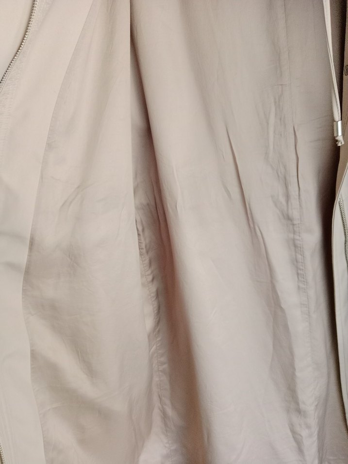 Bej Düğmeli Beymen yağmurluk - Görsel 3