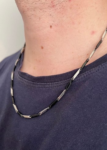 Gümüş - Siyah  Renk Minimalist Erkek Zincir Kolye - Görsel 2