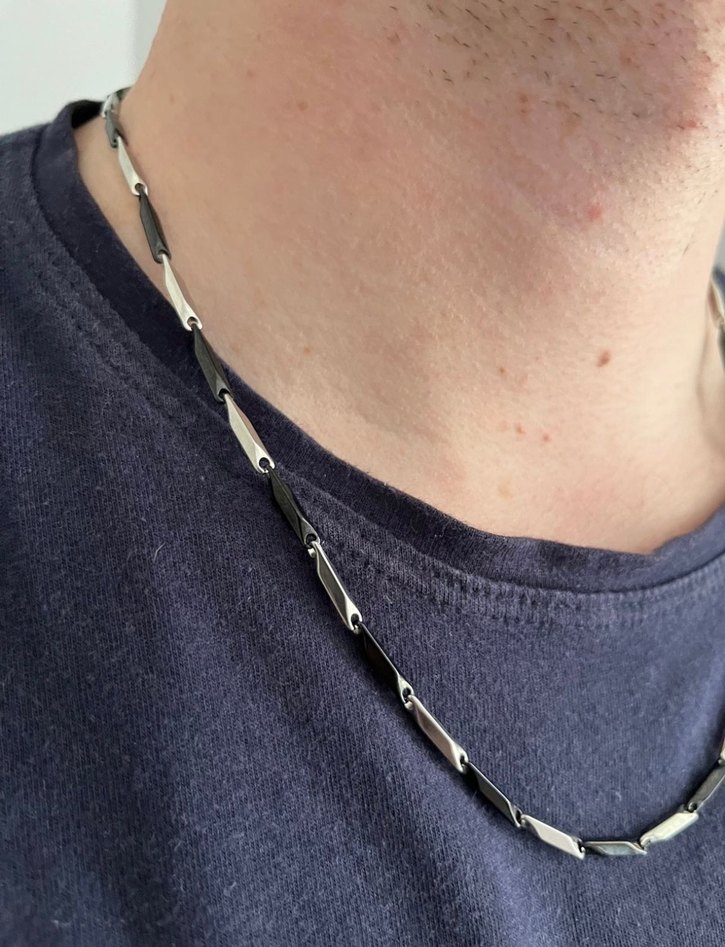 Gümüş - Siyah  Renk Minimalist Erkek Zincir Kolye - Görsel 3