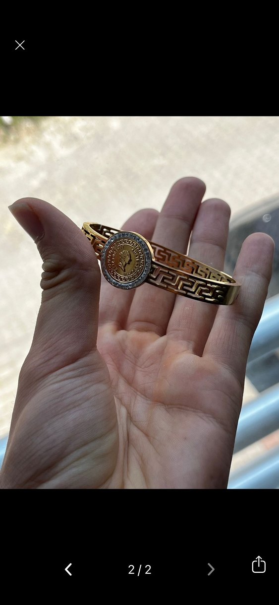 Altın Renkli Madalyon Desenli Çelik Kelepçe - Görsel 2