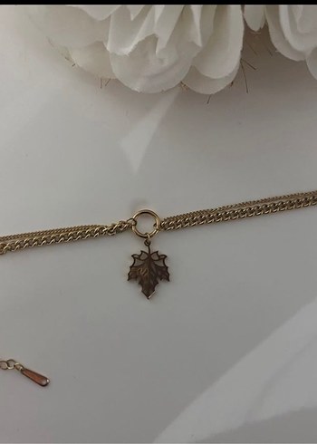 Zincir Detaylı Altın Renkli Yaprak Model Çelik  Bohem Bileklik - Görsel 3