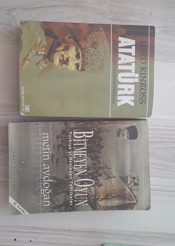 Atatürk ve Bitmeyen Oyun Kitapları