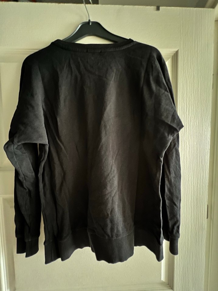 Kadın Siyah Uzun Kollu Fırfırlı Sweatshirt - Görsel 2