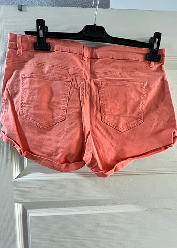 Düğmeli Pembe Mini Şort - Görsel 2