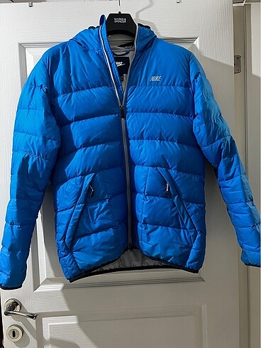 Nike Unisex Mont
