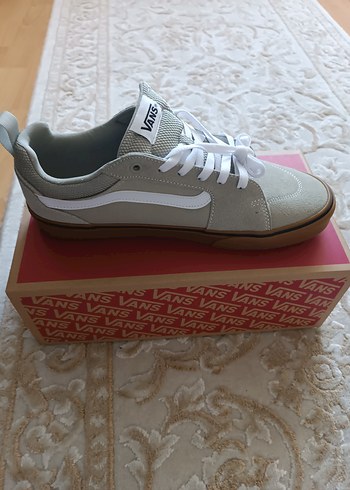 Vans Beyaz Gri Süet Bağcıklı Kadın Spor Ayakkabı