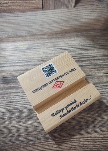 Parlak Bej Telefon Tutucu