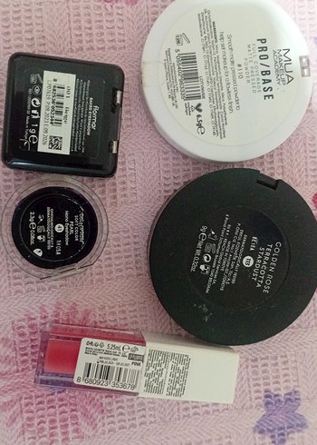  Beden Renk Pembe MUA Makyaj Seti ve Bikini Kılıfı