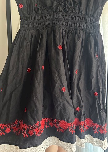 LTB Dantel Detaylı Siyah V Yaka Midi Elbise