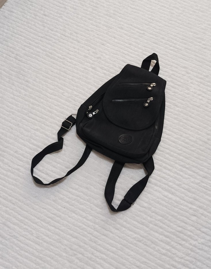 Kadın sırt çantası - Görsel 2