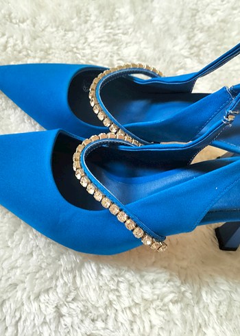 39 Beden Mavi Süet Stiletto Tokalı Abiye Ayakkabı