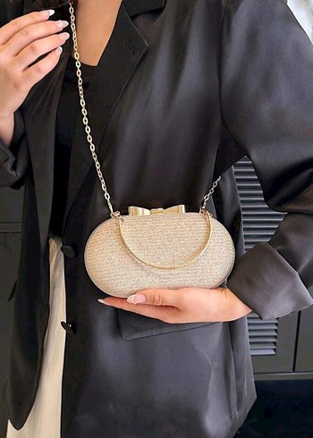 Beden altın Renk Zincir Detaylı Altın Rengi Kadın Clutch Çanta