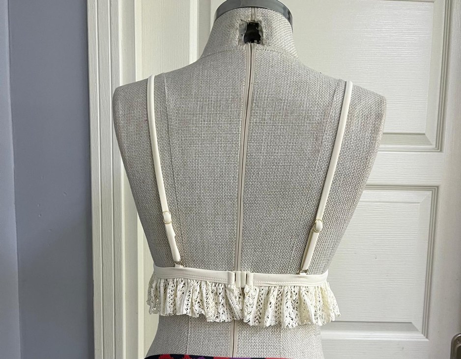 BİKİNİ ÜSTÜ - Görsel 2