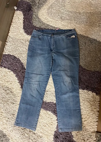 Gri Rahat Kesim Kadın Denim Pantolon