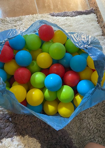 Renkli Plaj ve Bahçe Oyuncak Topları 90 adet