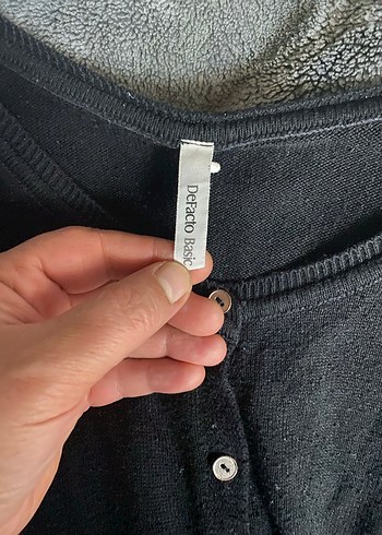 m Beden Düğmeli Siyah Kadın Hırka