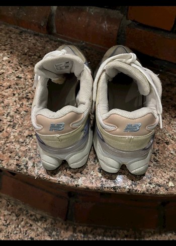 Beyaz Bağcıklı Sokak Stili Kadın Spor Ayakkabısı - Görsel 3