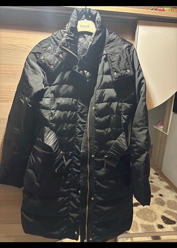 Siyah Kuşaklı Uzun Kadın Kışlık Mont - Görsel 5