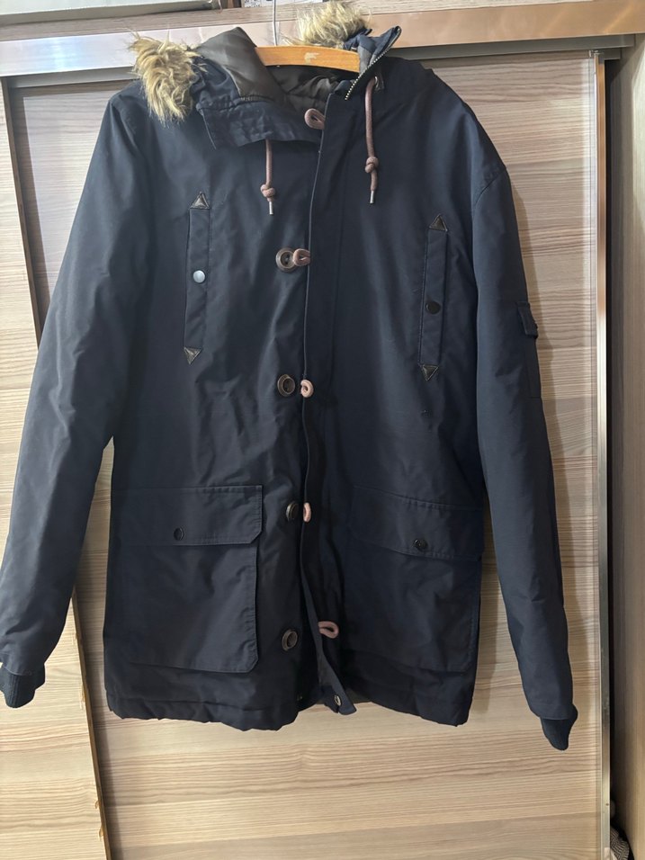 Düğmeli Siyah Midi Erkek Mont - Görsel 2