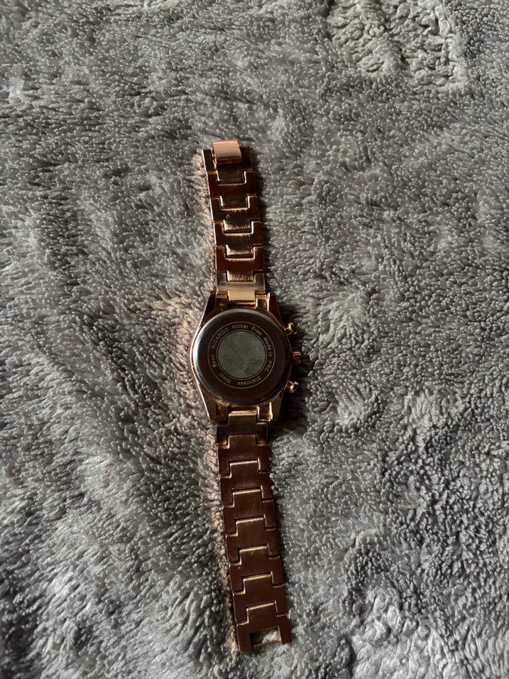 Gri Kordonlu Kadın Saat - Görsel 3