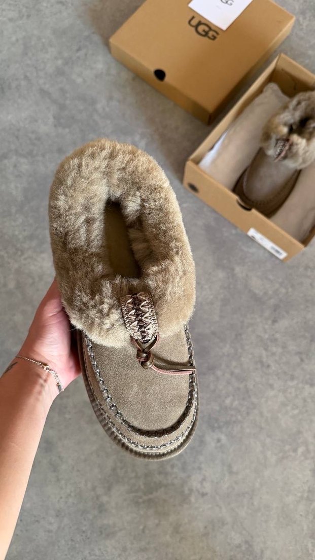 Bej Süet Kürklü Dolgu Topuklu Kadın Terlik - Görsel 5