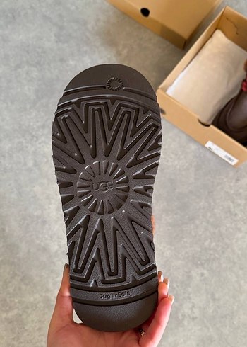 UGG Kahverengi Süet Platform Topuklu Bot - Görsel 7