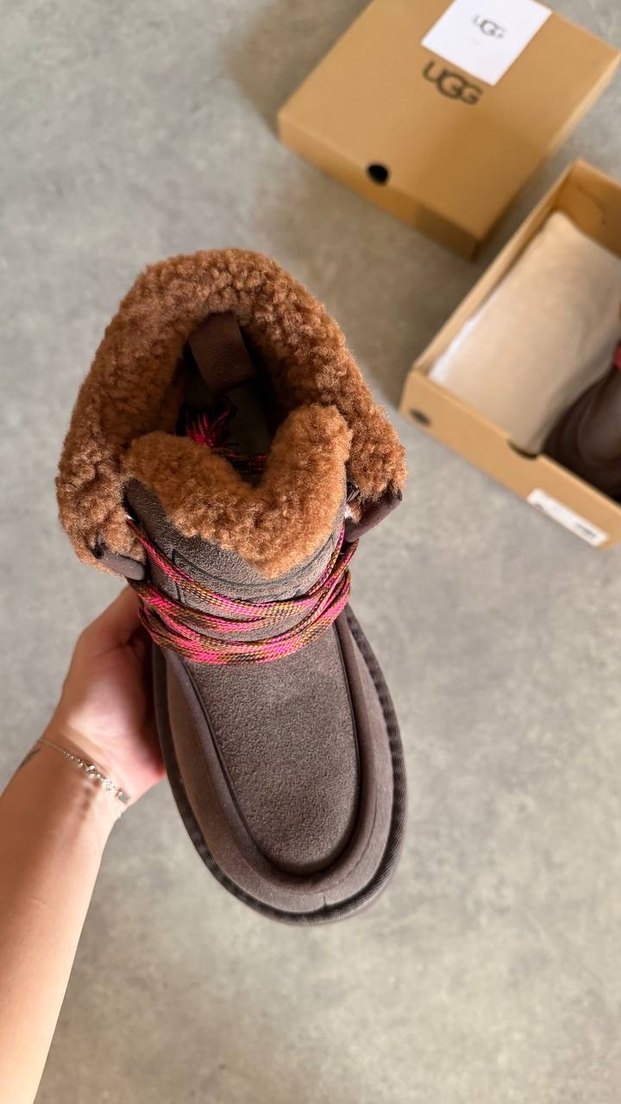 UGG Kahverengi Süet Platform Topuklu Bot - Görsel 4