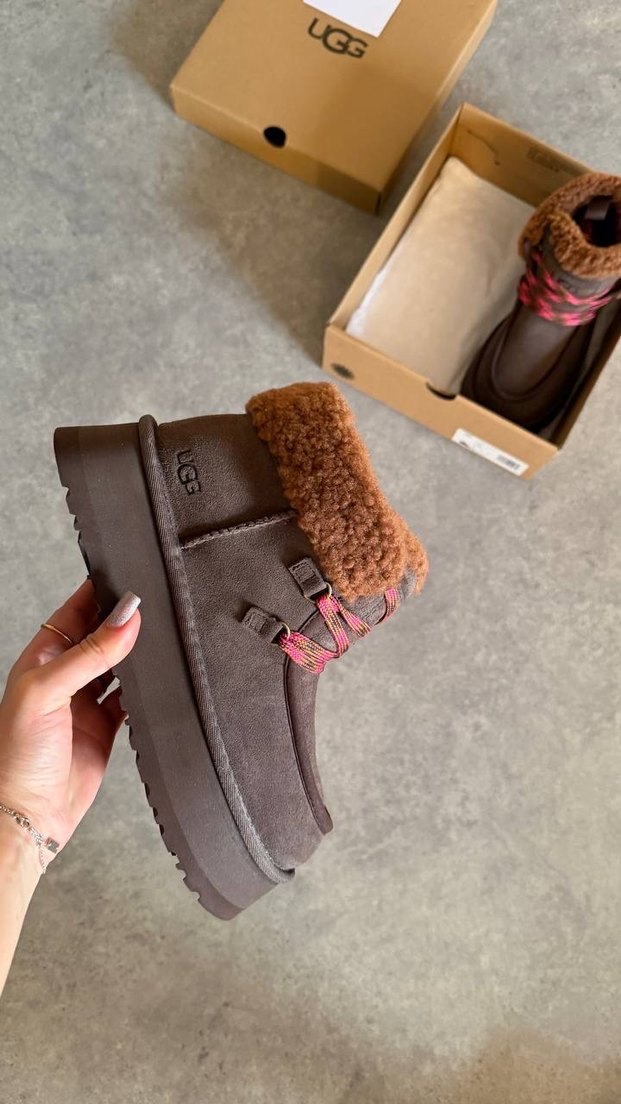 UGG Kahverengi Süet Platform Topuklu Bot - Görsel 2