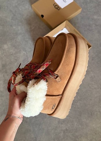 UGG Kadın Kahverengi Süet Kürklü Bot - Görsel 6