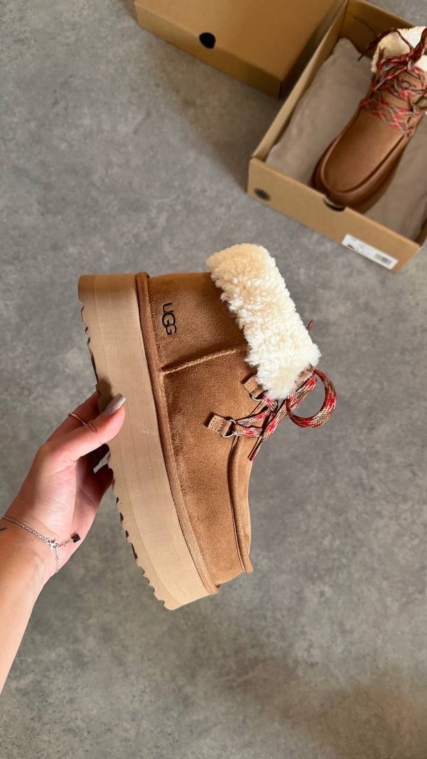 UGG Kadın Kahverengi Süet Kürklü Bot - Görsel 2