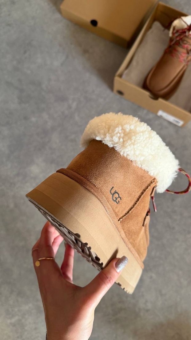 UGG Kadın Kahverengi Süet Kürklü Bot - Görsel 4