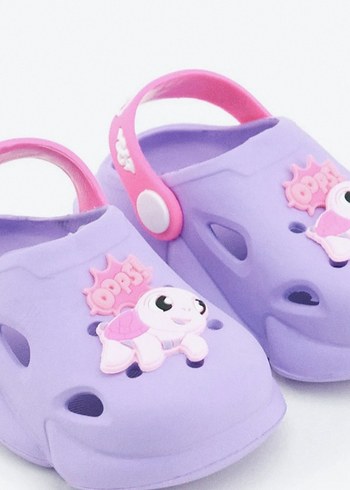Crocs Kız Çocuk Mor Pop Kültür Baskılı Terlik