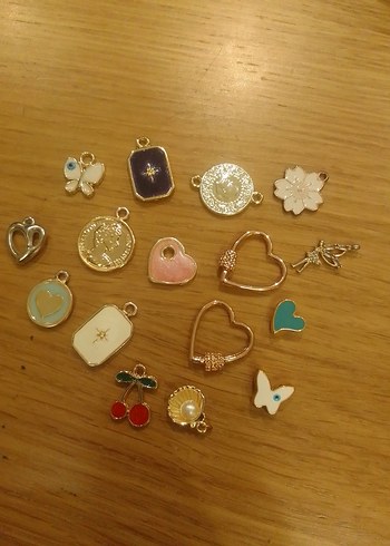 Accessorize kolye ucu