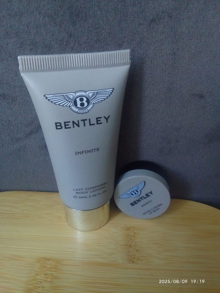 Bentley Infinite Erkek Cilt Bakım Seti - Görsel 2