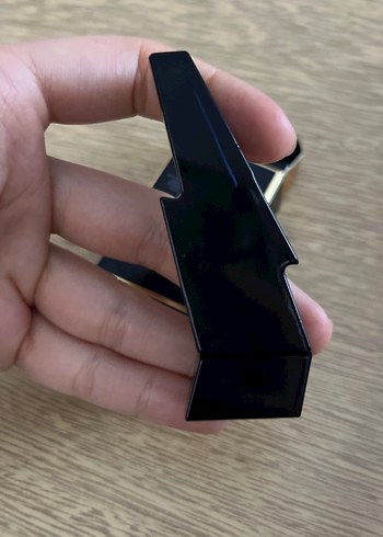 Carolina Herrera Bad Boy Parfüm 8 ml - Görsel 5