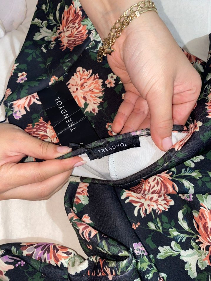 Çiçek Desenli Düğmeli Midi Bohem Elbise - Görsel 3