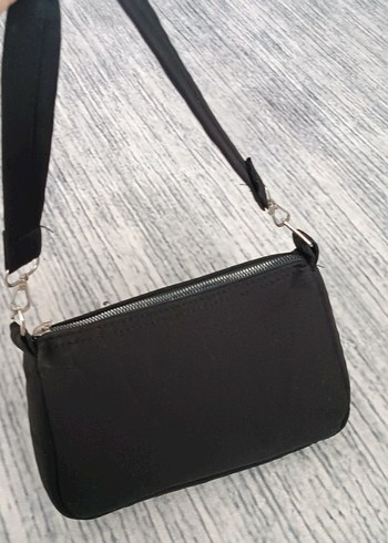 Siyah Minimalist Kadın Omuz Çantası