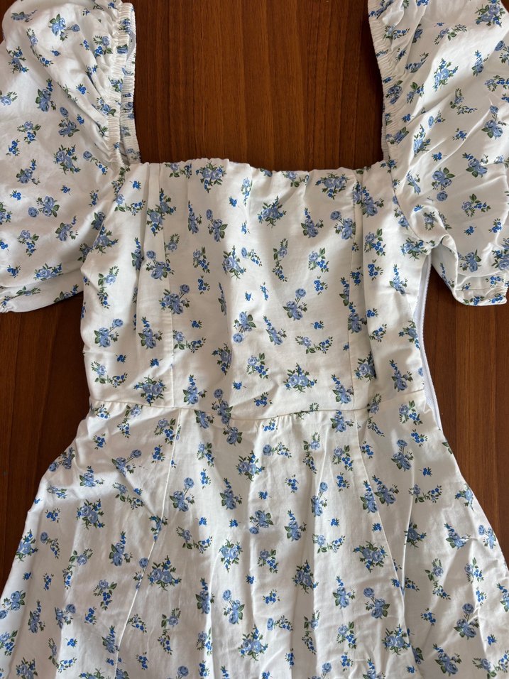 Beyaz Çiçek Desenli Midi Bohem Elbise - Görsel 2